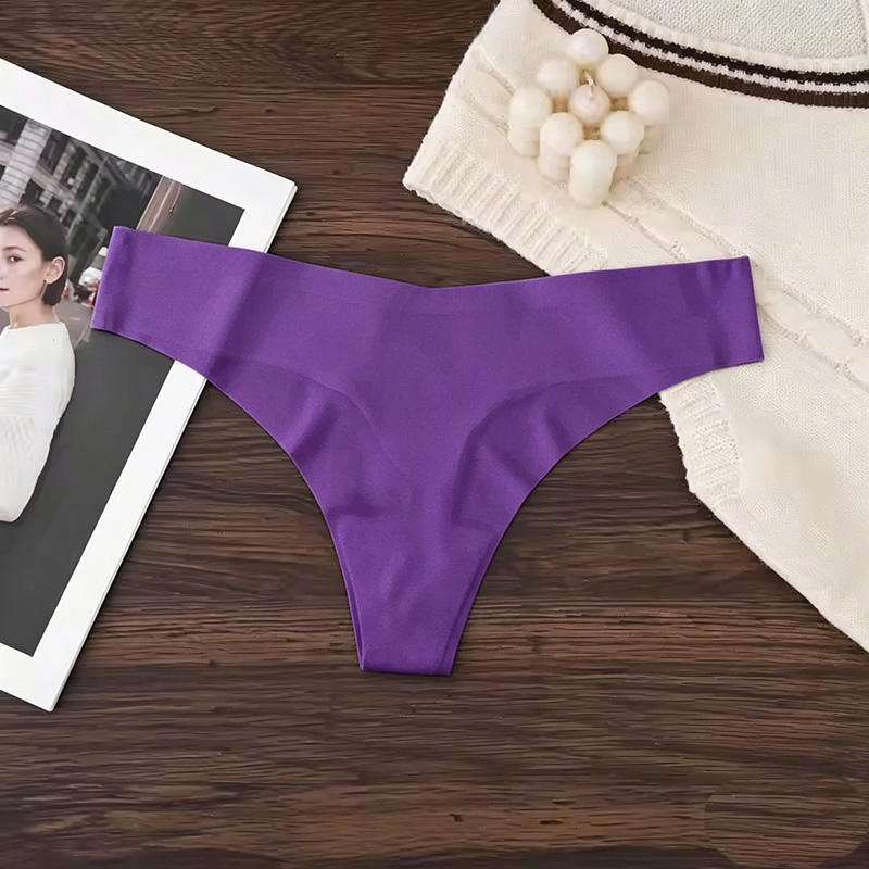 Quality Seamless Breathable Polyamide Women's Thong with Stay-Put Fit for Gym and Yoga factory