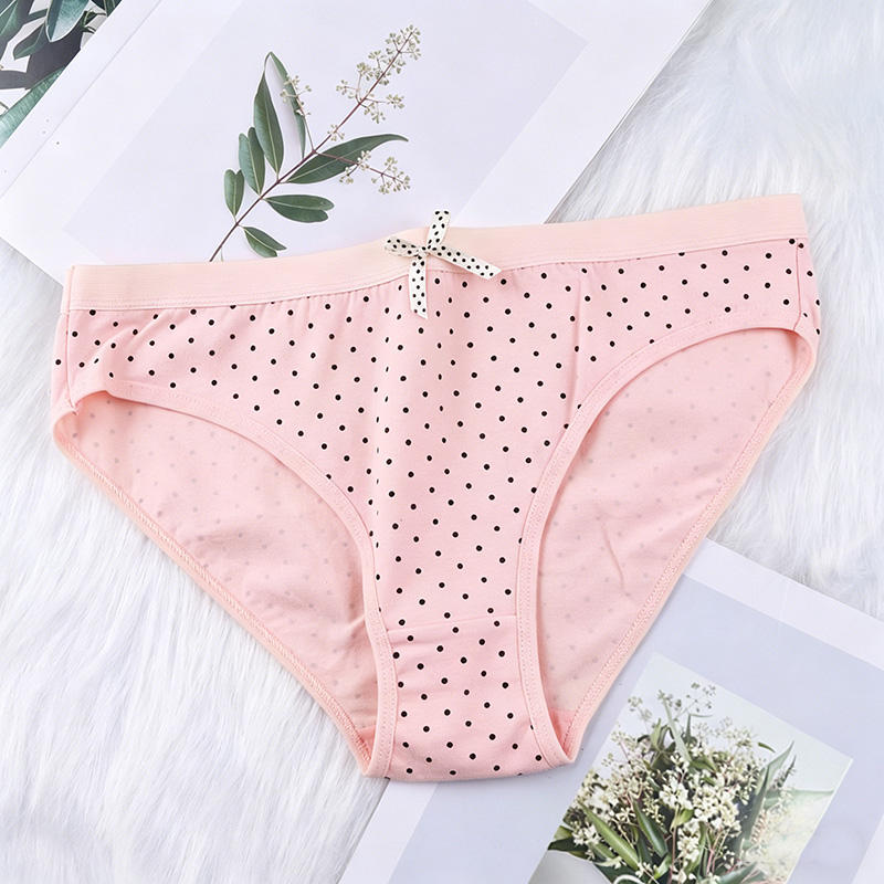 Quality Plus Size Elastic Stay-Put Women's Brief with Breathable Nylon for Workout Comfort factory