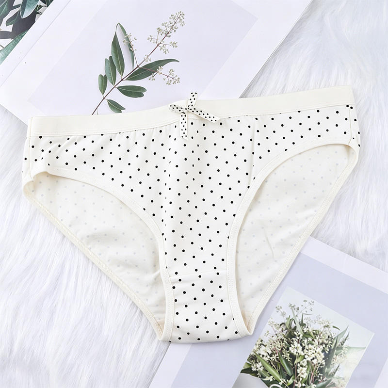 Quality Plus Size Elastic Stay-Put Women's Brief with Breathable Nylon for Workout Comfort factory