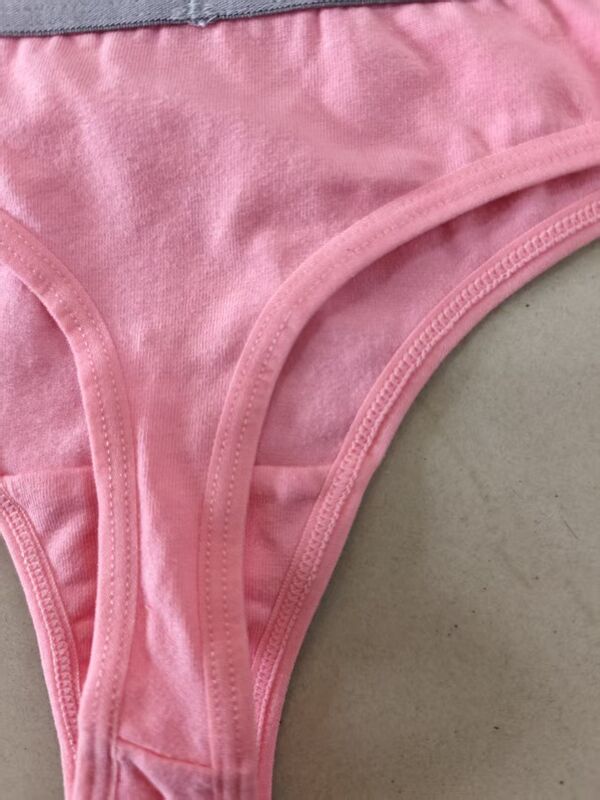 Quality Durable Breathable Weightless Women's Thongs Cotton Sporty Ladies Thongs for All-Day Wear factory