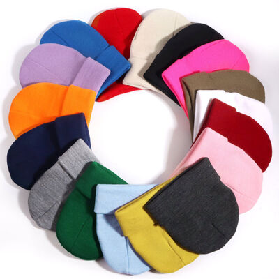 Quality Warm Insulated Stretchy Acrylic Beanie Knitted Hat for Winter Outdoor factory