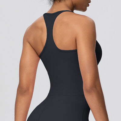 Quality Minimal Moisture-Wicking Women's Sports Top with Breathable Polyamide Fabric for Gym Workouts factory