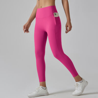 Quality Soothing Polyamide Yoga Pants with Breathable Fine-Knit Technology for Christmas Gym Workouts factory