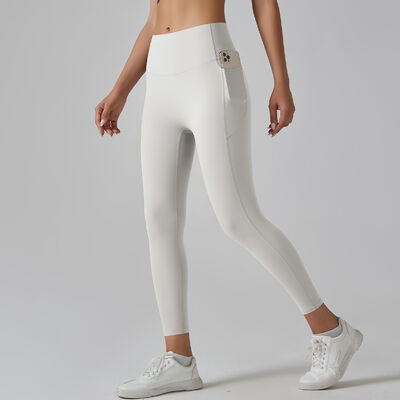 Quality Soothing Polyamide Yoga Pants with Breathable Fine-Knit Technology for Christmas Gym Workouts factory