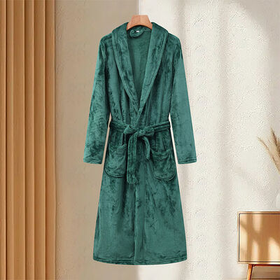 Quality Ultra-Soft Flannel Bathrobe with Loose Relaxed Fit for Festive Christmas Loungewear factory