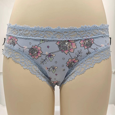 Calidad Polished Lace Breathable Comfortable Fit Lady's Brief for Lounge and Everyday Wear fábrica
